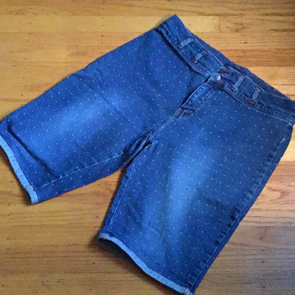 Bill Blass‎ Y2K Vintage Medium Wash Denim Knee Length Bermuda Shorts Size 10